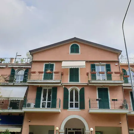 Casa Magnolia, The Gateway To 5 Terre And Lerici Apartment *